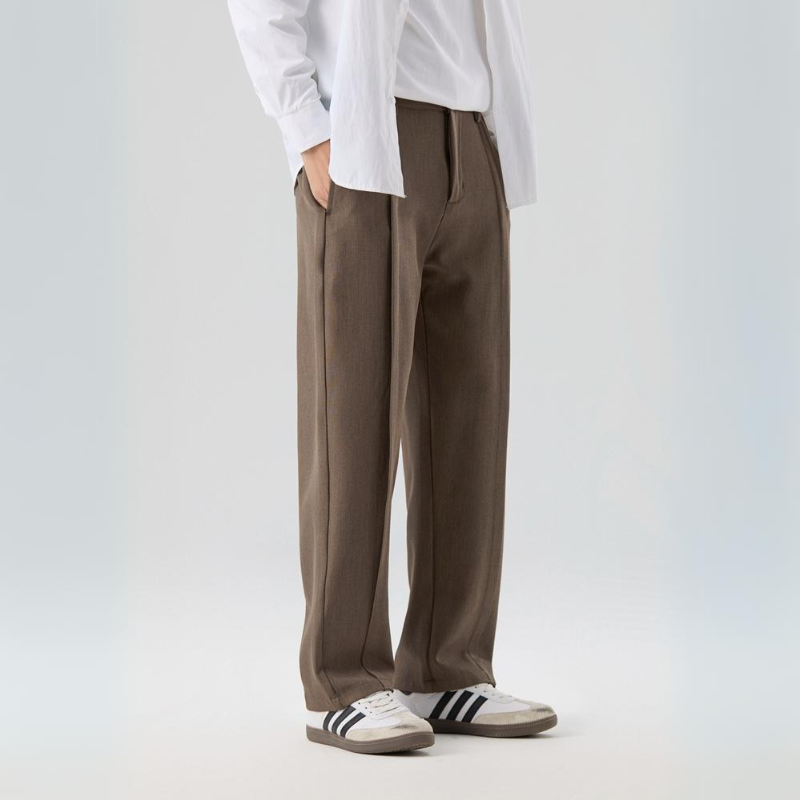 Grant | Men's Relaxed Fit Pleated Dress Pants Brown