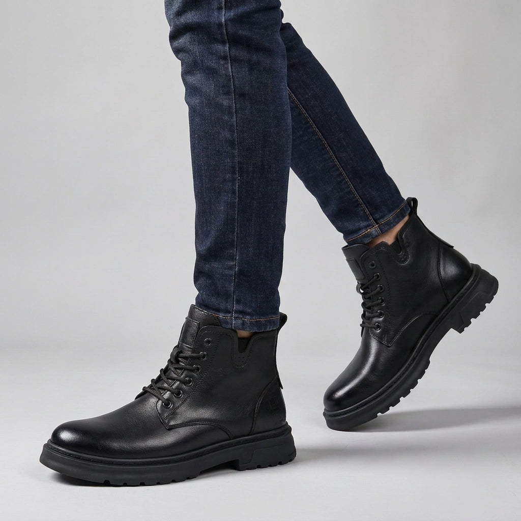 Dama Washington Kade leather lace up work boots Black - on foot detail