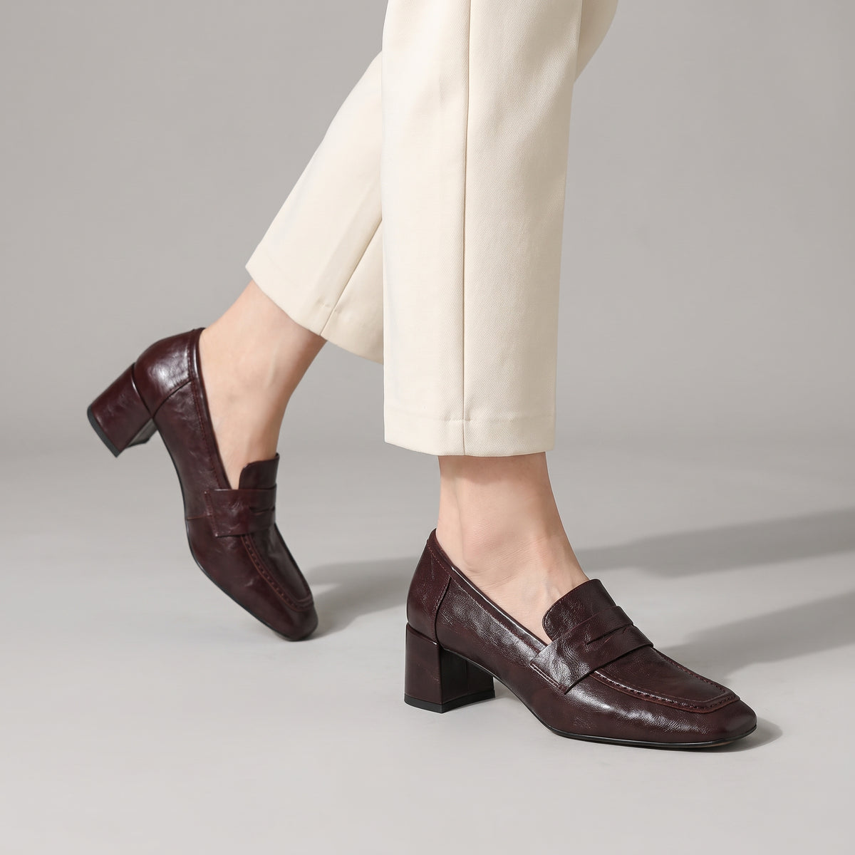 Dama Washington Camille women's block heel loafers burgundy slip on - on foot detail