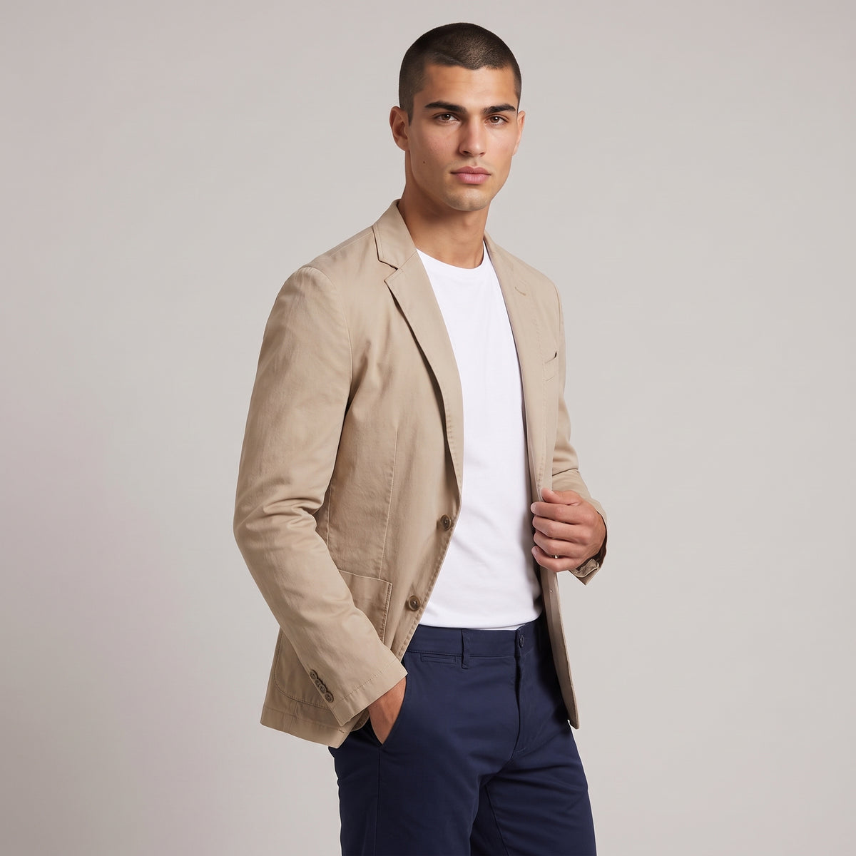 Dama Washington Bram men's casual lightweight blazer beige cotton - model front view