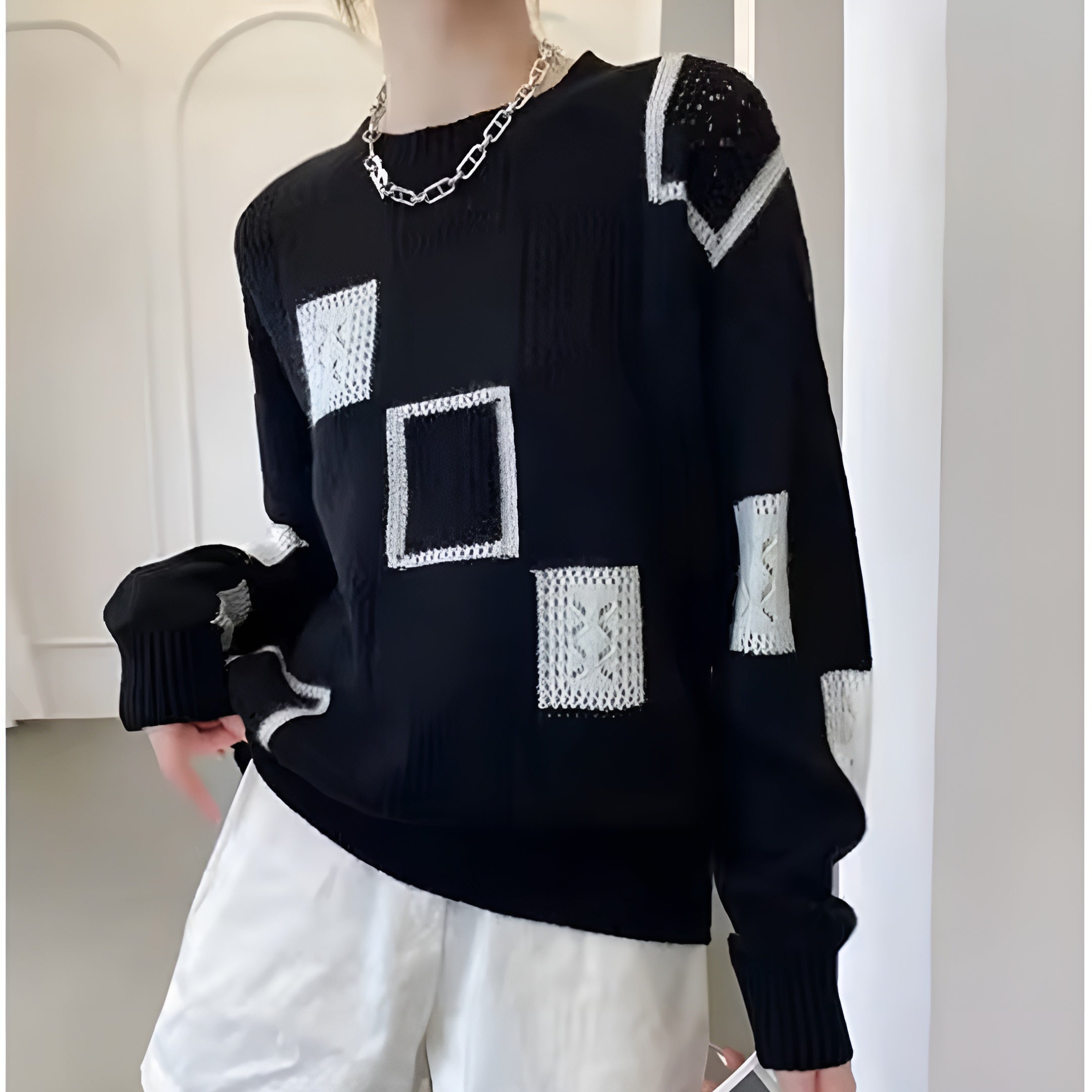 Vera | Women's Color Block Knit Sweater Cream Black