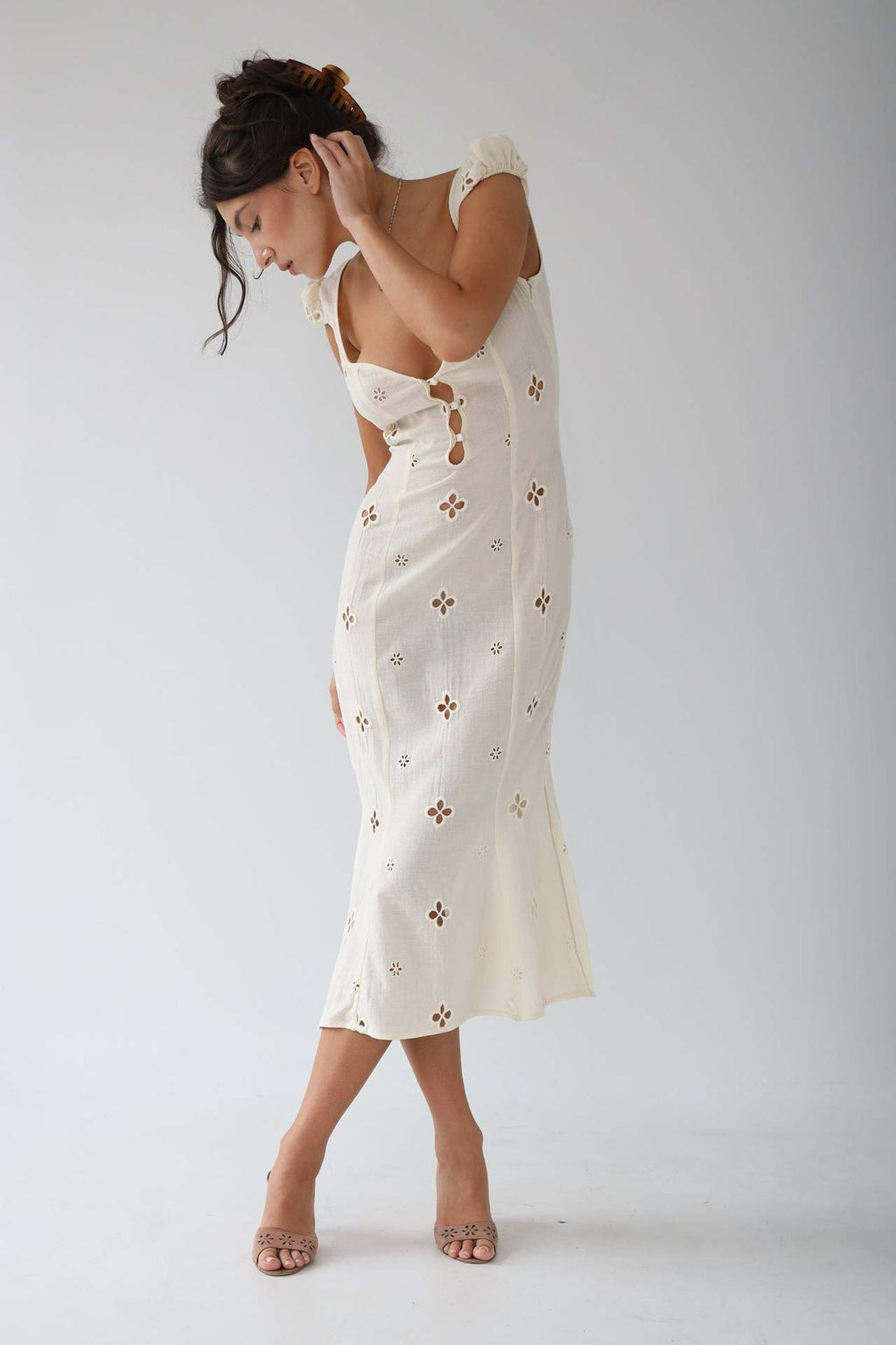 Dama Washington Ember women's eyelet midi dress cream puff sleeve - view 5