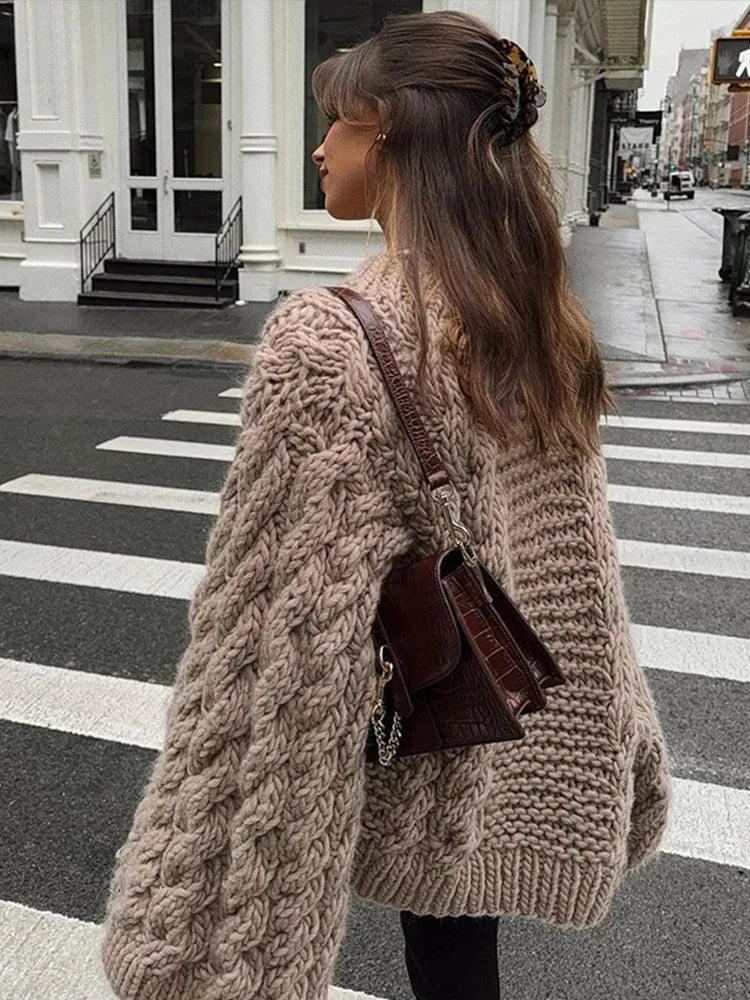 Sable | Women's Cable Knit Sweater Cream Oversized Fit
