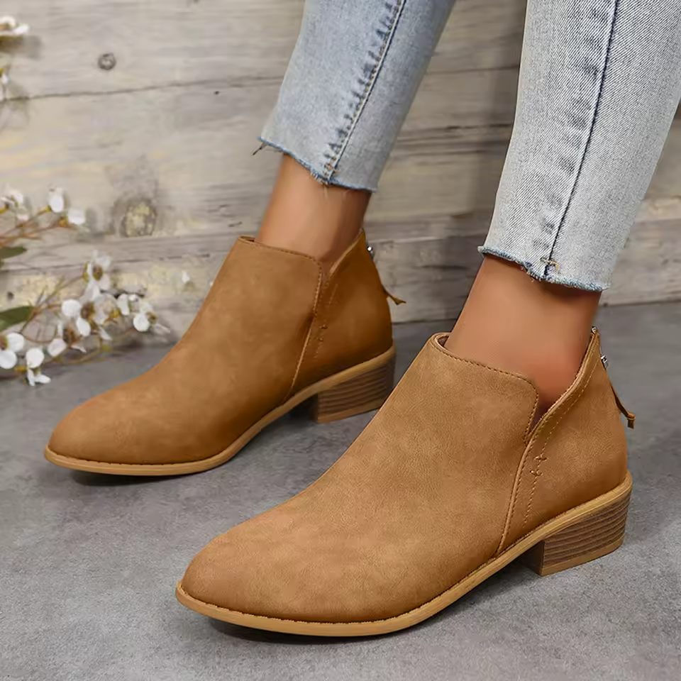 Dama Washington Delfina pointed toe ankle boots - view 13