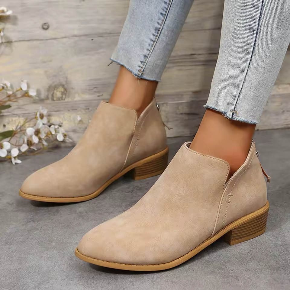 Dama Washington Delfina pointed toe ankle boots - view 11
