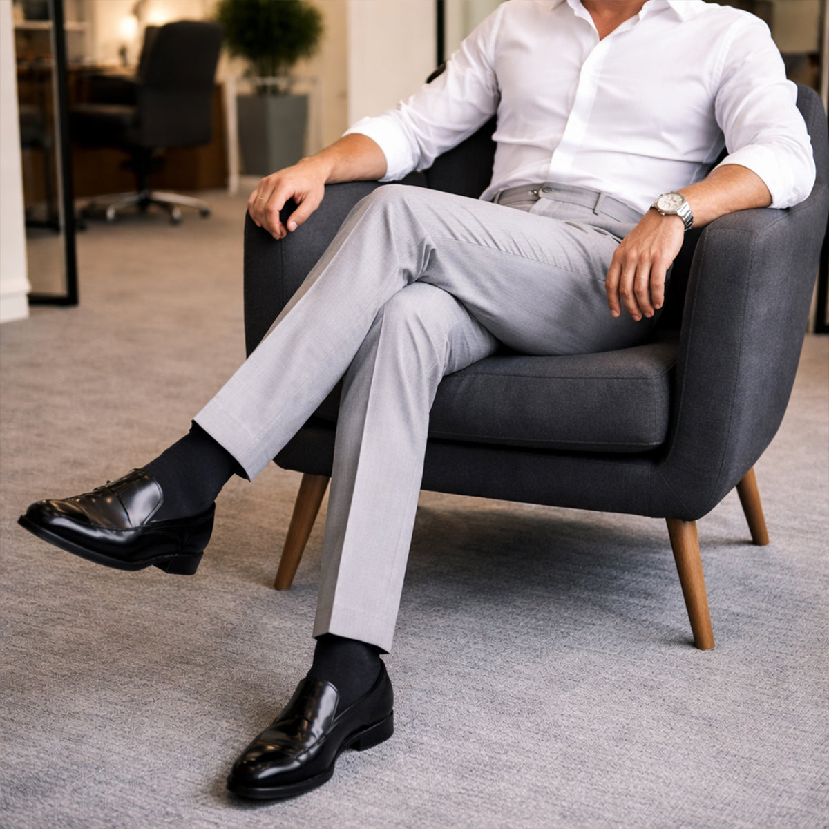 Axel | Men's Tailored Pleated Dress Pants Black