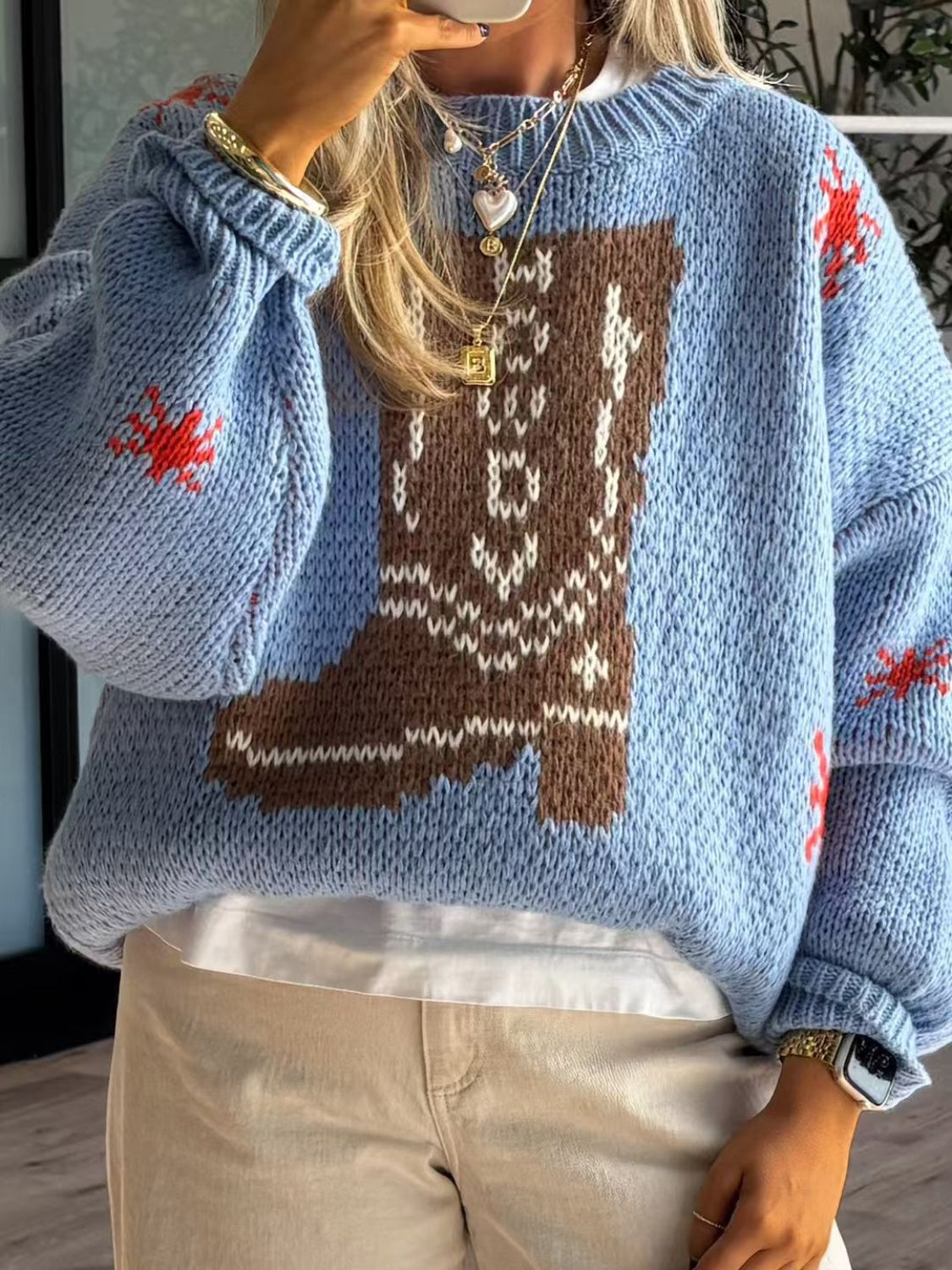 Dama Washington Pilar women's oversized graphic sweater - front view