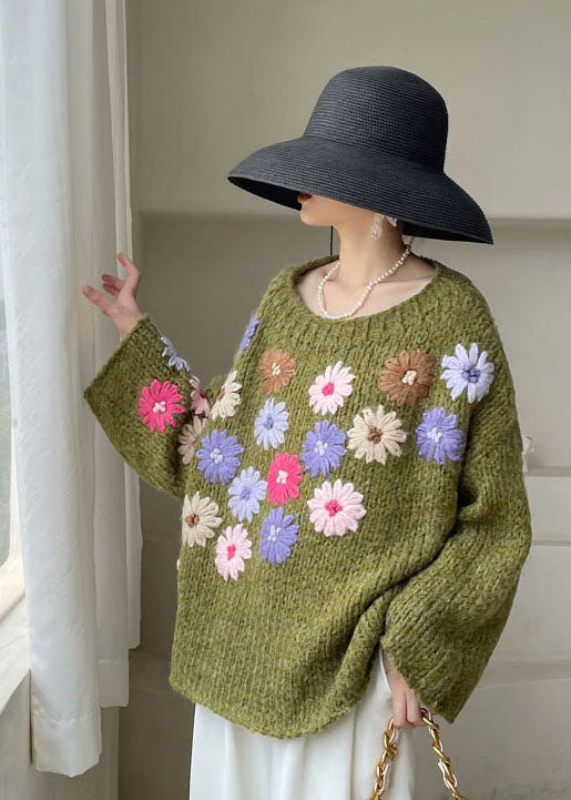 Mia | Women's Oversized Floral Embroidered Sweater Green