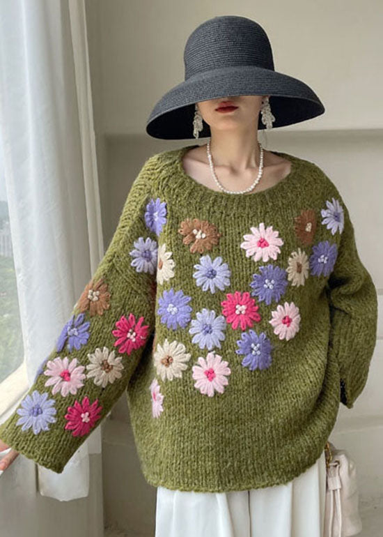 Mia | Women's Oversized Floral Embroidered Sweater Green