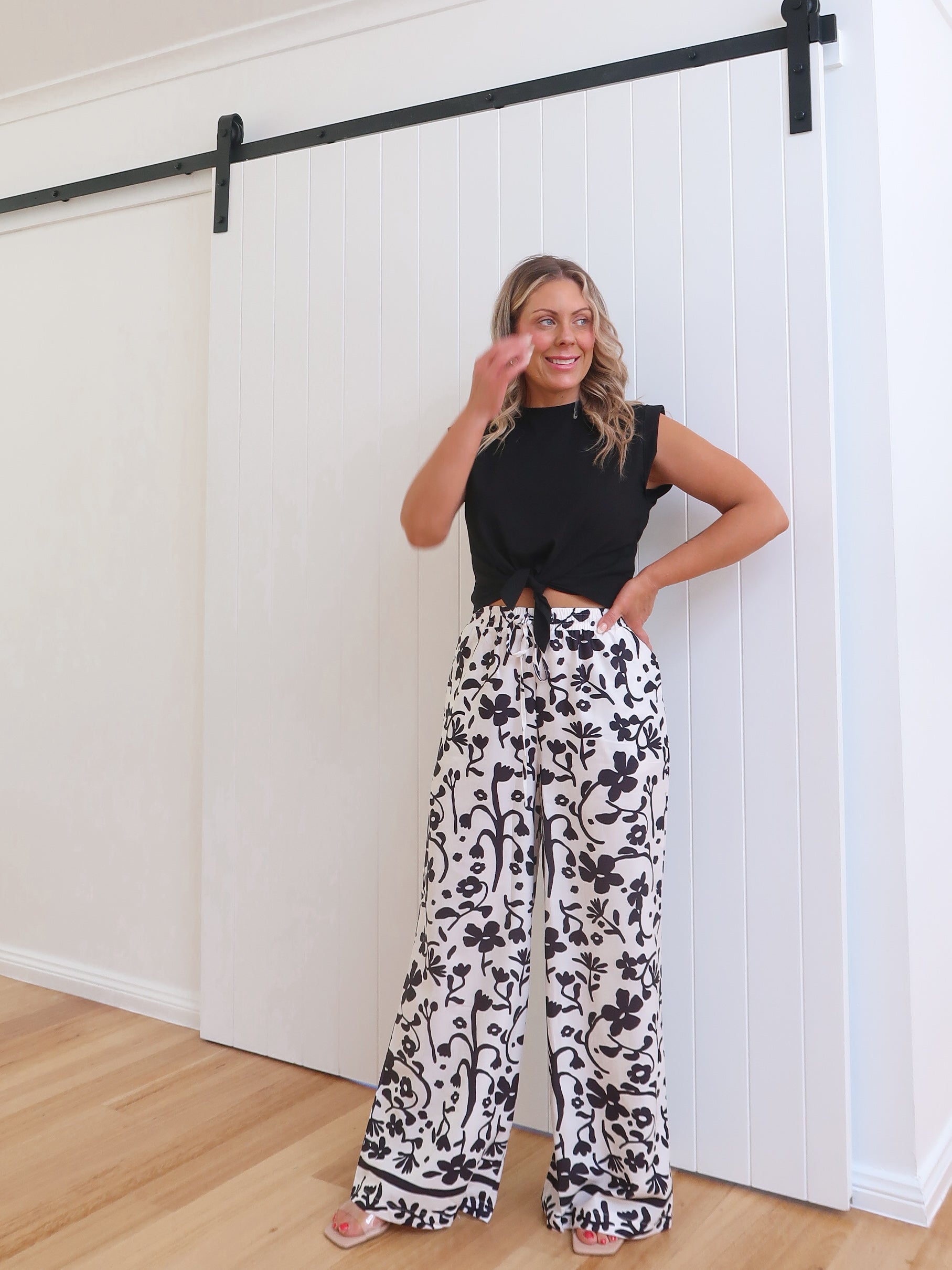 Lola | Women's Floral Wide Leg Pants Cream Black