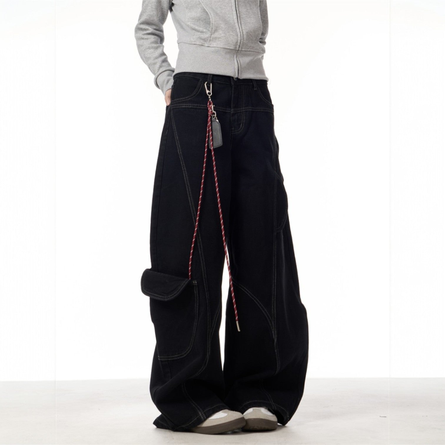 Maeve | Women's Wide Leg Cargo Pants Burgundy Chain Detail