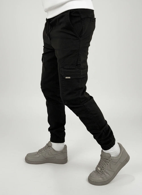 Dama Washington Axel men's cargo pants black tapered jogger style - front view