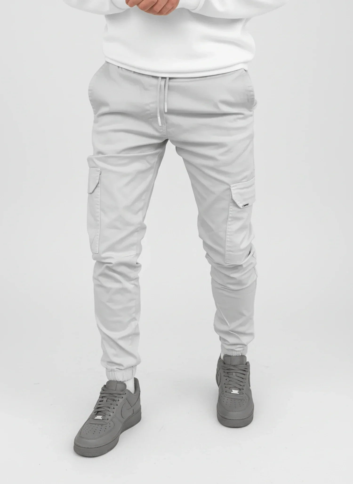 Axel | Men's Cargo Pants Black Tapered Jogger Style