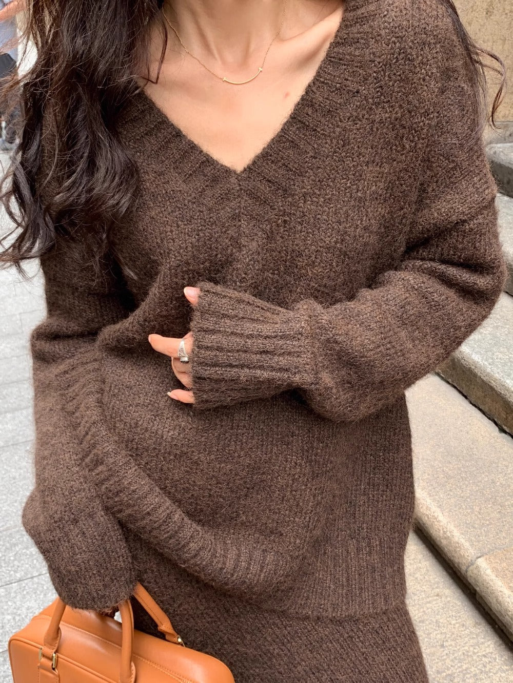 Dama Washington Alessia women's v-neck knit sweater set - view 2